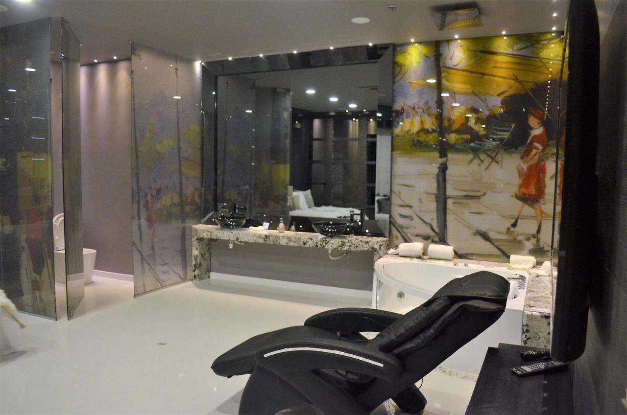 Hotel Paris Luxury Suites Μεντεγίν Δωμάτιο φωτογραφία