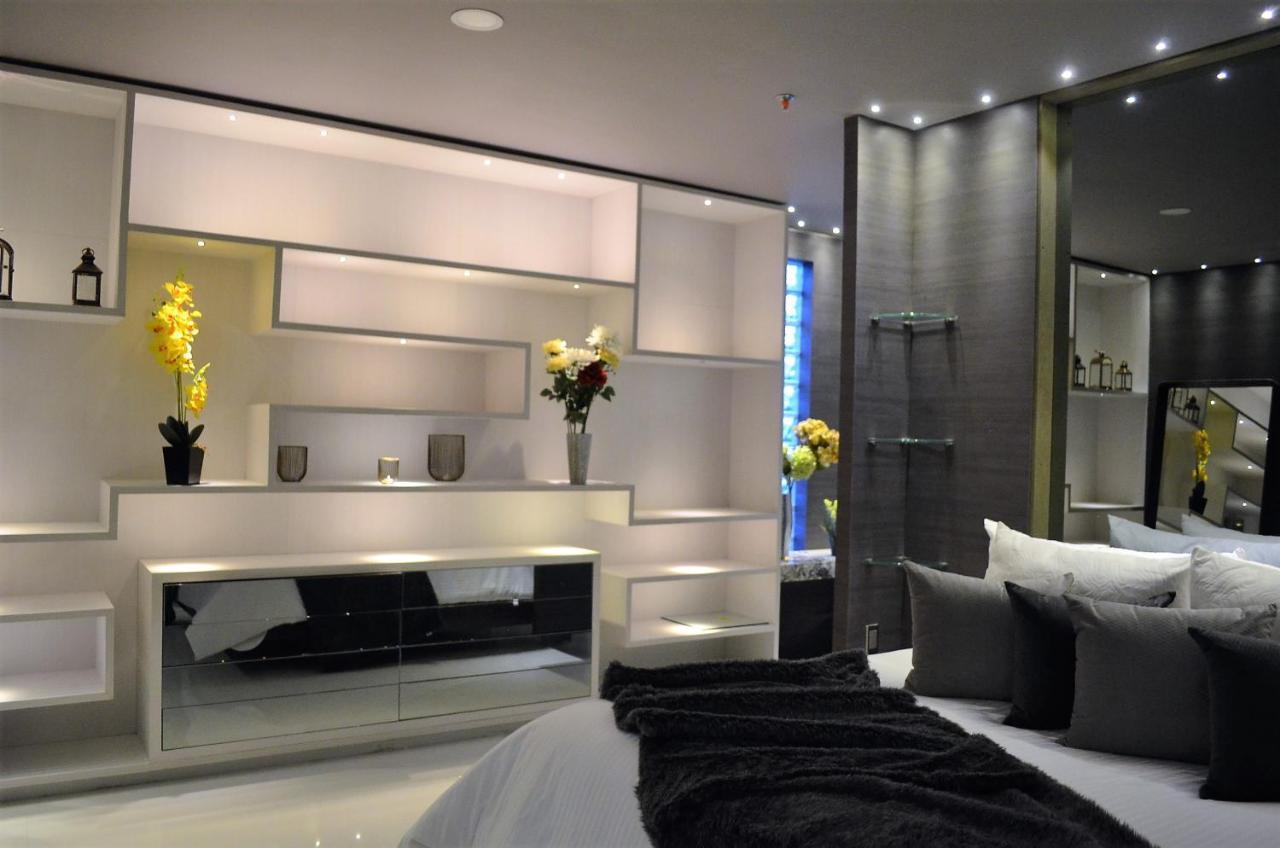 Hotel Paris Luxury Suites Μεντεγίν Δωμάτιο φωτογραφία