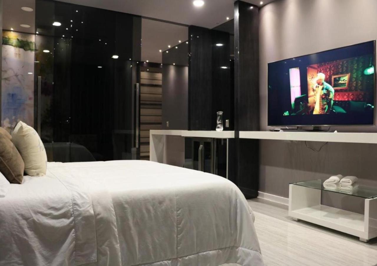 Hotel Paris Luxury Suites Μεντεγίν Δωμάτιο φωτογραφία